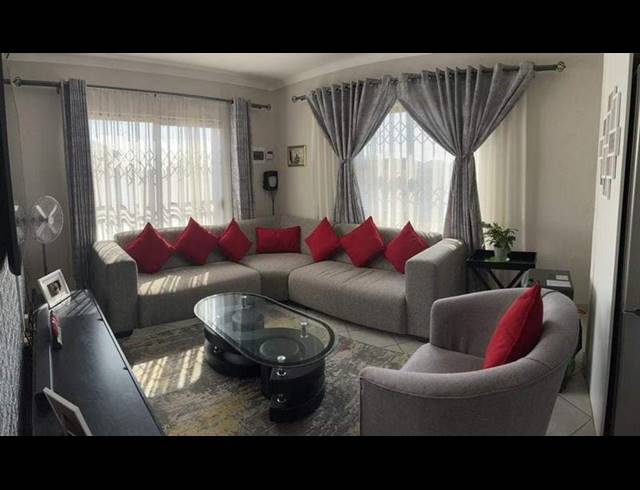 3 BEDROOM HOUSE FOR SALE IN AZAADVILLE